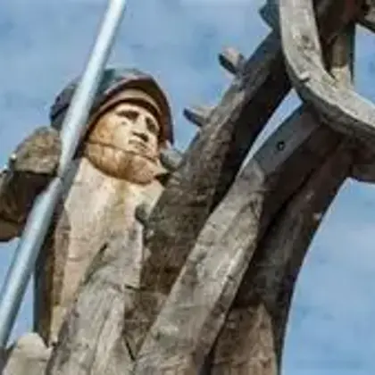 A section showing the torso of the Arrivall sculpture 