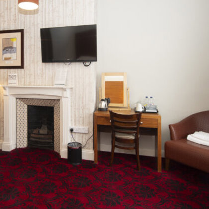 HOTEL The Royal Hop Pole Tewkesbury P3484 8 378X428